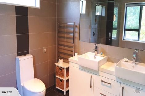 Photo of property in 34 Bur Oak Terrace, Schnapper Rock, Auckland, 0632