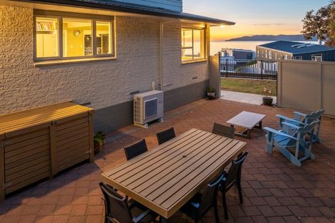 Photo of property in 39a Wharemauku Road, Raumati Beach, Paraparaumu, 5032