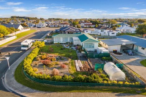 Photo of property in 2 Highfield Terrace, Newfield, Invercargill, 9812