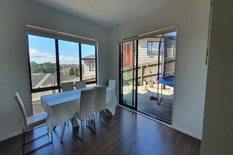 Photo of property in 55 Platinum Rise, Ranui, Auckland, 0612