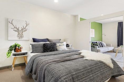 Photo of property in Atrium Towers, 7j/154 The Terrace, Wellington Central, Wellington, 6011