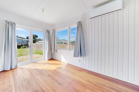 Photo of property in 2 Belgrave Place, Papakura, 2110