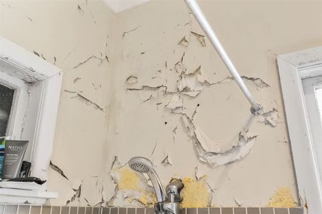 Photo of property in 2/1 Diomede Street, Bayswater, Auckland, 0622