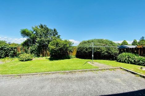 Photo of property in 2 Cowling Road, Hurdon, New Plymouth, 4310