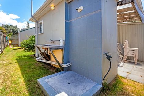 Photo of property in 302b Given Avenue, Whangamata, 3620