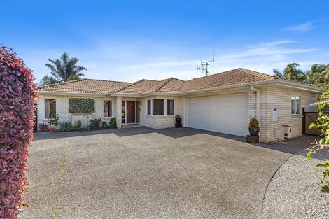 Photo of property in 17 Saint Heliers Place, Papamoa Beach, Papamoa, 3118