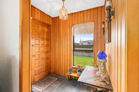 Photo of property in 15a Holyrood Terrace, Waipukurau, 4200