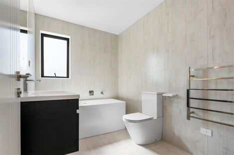 Photo of property in 8 Coopworth Street, Karaka, 2580