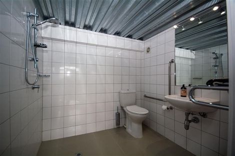 Photo of property in 4/63 Lake Road, Devonport, Auckland, 0624