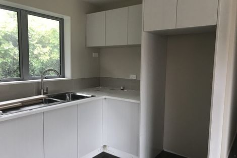 Photo of property in 15 Walnut Lane, Browns Bay, Auckland, 0630