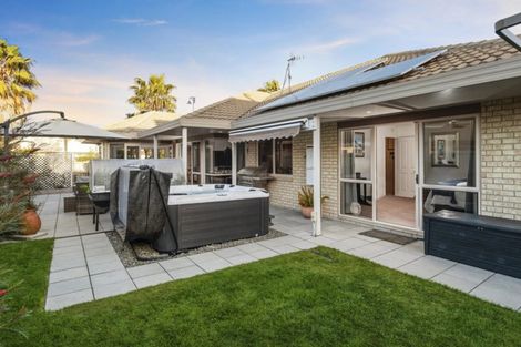 Photo of property in 126 Santa Monica Drive, Papamoa Beach, Papamoa, 3118