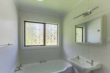 Photo of property in 196 Clinton-makaretu Road, Ashley Clinton, Takapau, 4286