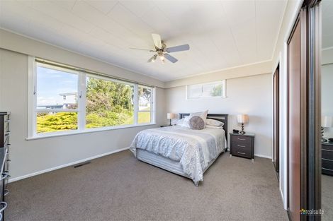 Photo of property in 96 Dowse Drive, Maungaraki, Lower Hutt, 5010