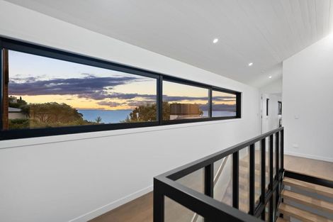 Photo of property in 24 Seacliffe Avenue, Belmont, Auckland, 0622