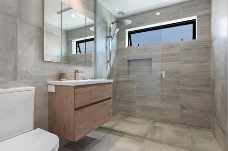 Photo of property in 20 Howden Drive, Jacks Point, 9371