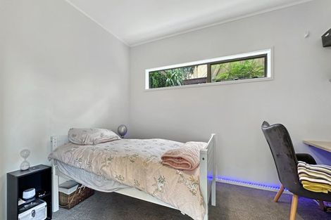 Photo of property in 2/5 Manaia Place, Mairangi Bay, Auckland, 0630