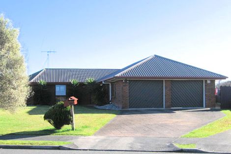 Photo of property in 30 Dover Road, St Andrews, Hamilton, 3200