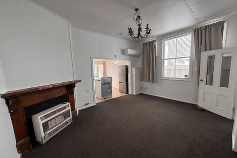Photo of property in 19 Holloway Road, Aro Valley, Wellington, 6021