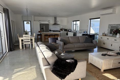 Photo of property in 12c Broadway Street, Martinborough, 5711