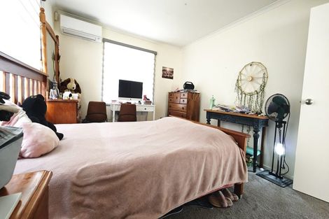 Photo of property in 36 Hewlett Road, Massey, Auckland, 0614