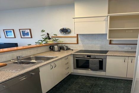 Photo of property in 2b/4 Fleet Street, Devonport, Auckland, 0624