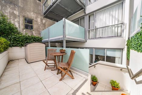 Photo of property in Sol Apartments, 2/37 Jessie Street, Te Aro, Wellington, 6011