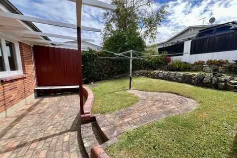 Photo of property in 1/15 Birkley Road, Bayswater, Auckland, 0622