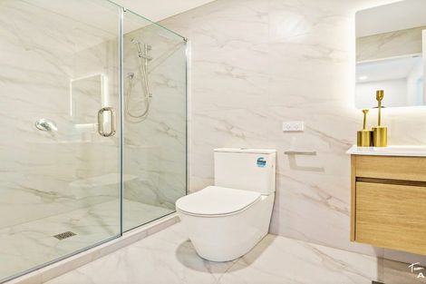 Photo of property in 3/11 Stottholm Road, Titirangi, Auckland, 0604