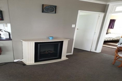 Photo of property in 38 Okiwa Terrace, Waiinu Beach, Whanganui, 4588