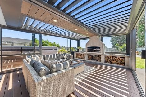 Photo of property in 25b Dolphin Parade, Bell Block, New Plymouth, 4312