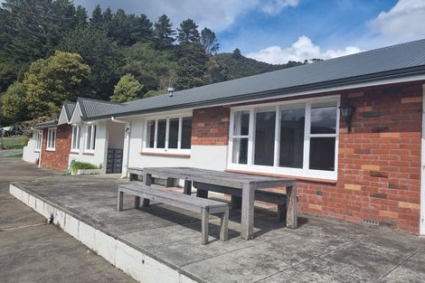 Photo of property in 357 Whitemans Valley Road, Whitemans Valley, Upper Hutt, 5371