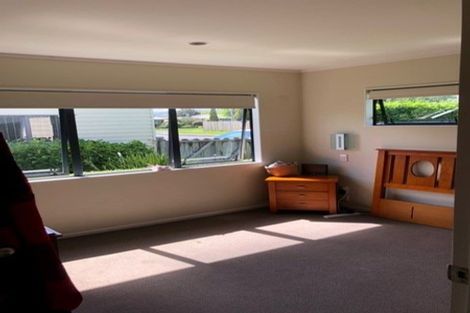 Photo of property in 56 Fernaig Street, Papakura, 2110