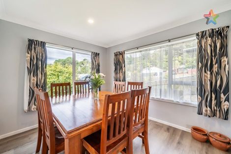 Photo of property in 12 Waipuna Grove, Stokes Valley, Lower Hutt, 5019