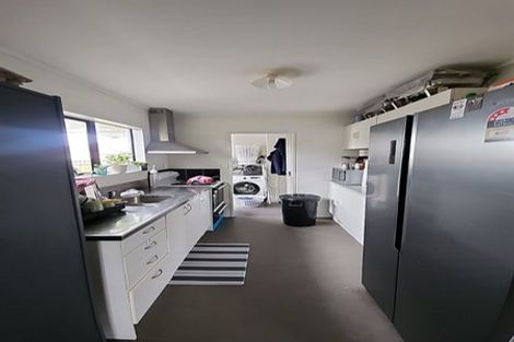 Photo of property in 2/30 Burundi Avenue, Clendon Park, Auckland, 2103