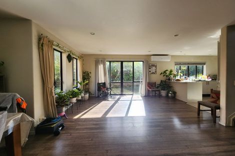 Photo of property in 60 Baverstock Road, Flat Bush, Auckland, 2016