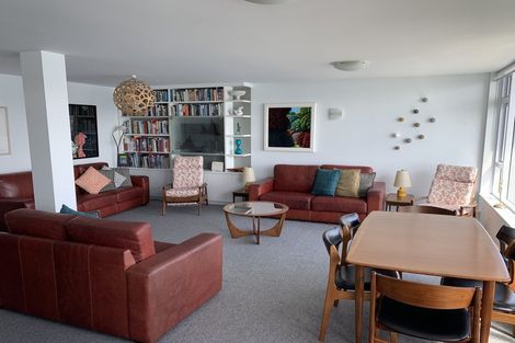 Photo of property in Oriana Apartments, 248 Oriental Parade, Oriental Bay, Wellington, 6011