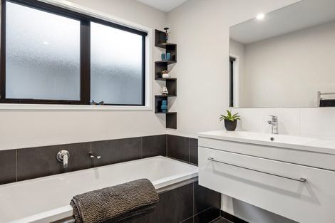 Photo of property in 37 Robert Duncan Road, Belfast, Christchurch, 8051