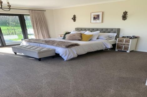 Photo of property in 10 Myra Evelyn Grove, Dairy Flat, Albany, 0792