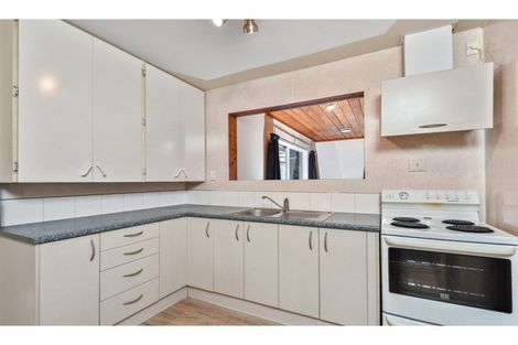 Photo of property in 5 Carol Place, Halswell, Christchurch, 8025