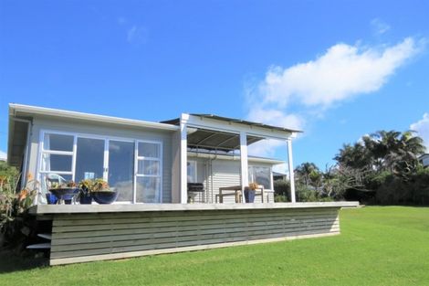 Photo of property in 249 Cove Road, Waipu, 0582