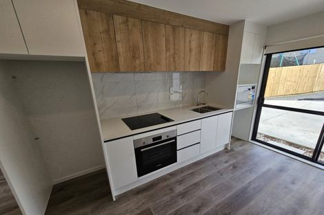 Photo of property in 4a Hepburn Road, Glendene, Auckland, 0602