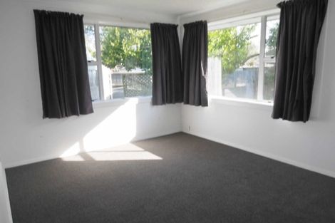 Photo of property in 22 Roswell Place, Islington, Christchurch, 8042