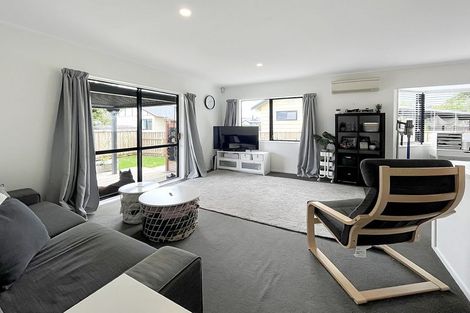 Photo of property in 48b Benmore Avenue, Cloverlea, Palmerston North, 4412