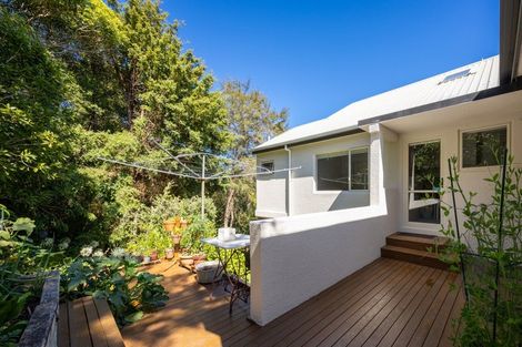 Photo of property in 18 Ledbury Road, Atawhai, Nelson, 7010