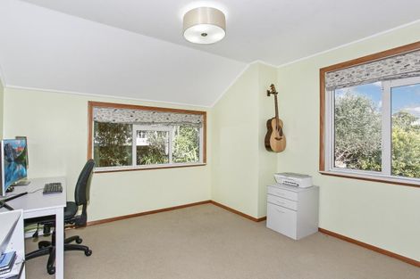 Photo of property in 17 Court Crescent, Panmure, Auckland, 1072