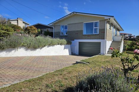 Photo of property in 22 Golfers Drive, Balclutha, 9230