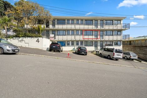Photo of property in 6/4 Derby Street, Mount Victoria, Wellington, 6011