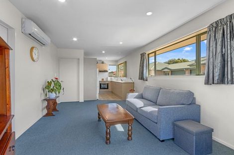 Photo of property in 1/295 Pages Road, Wainoni, Christchurch, 8061