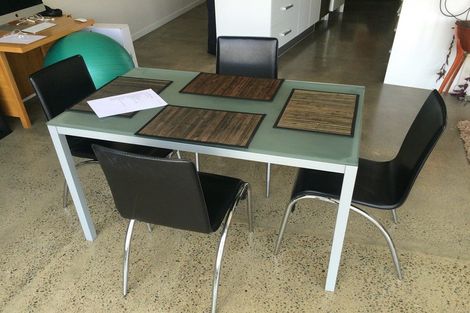 Photo of property in 1/25 Home Street, Mount Victoria, Wellington, 6011