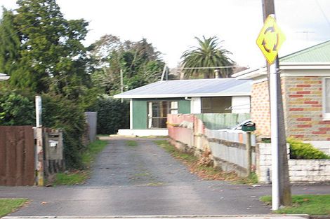 Photo of property in 10 Cameron Road, Hamilton East, Hamilton, 3216